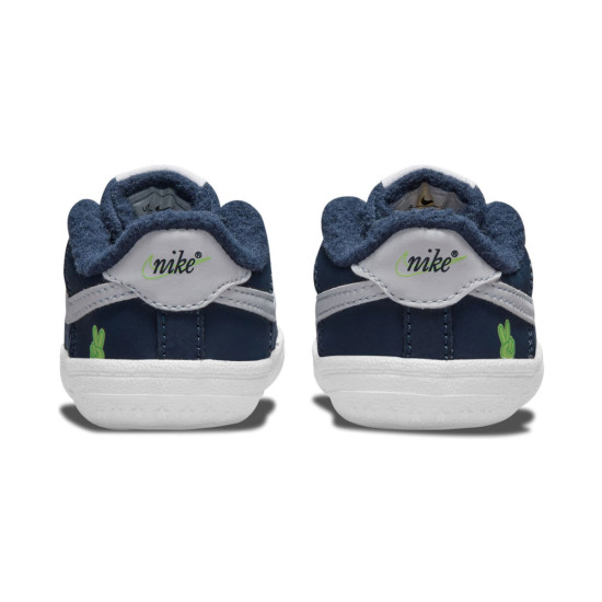 Nike Force 1 SE